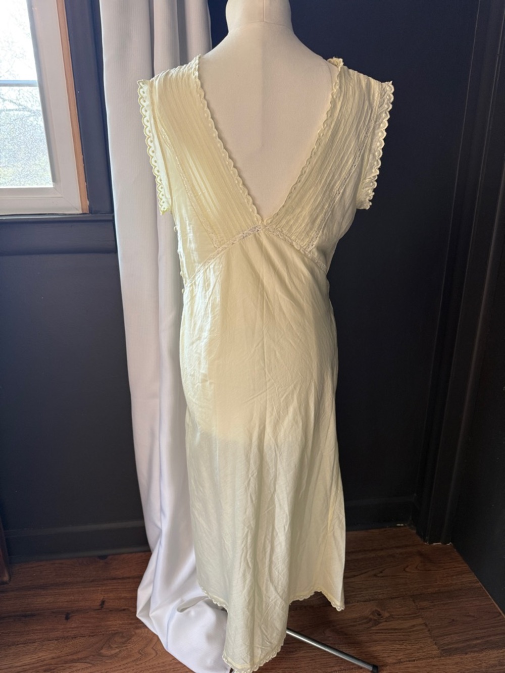 Free People Intimately pastel yellow Sleeveless V-Neck lace slip silk Dress - Picture 8 of 15